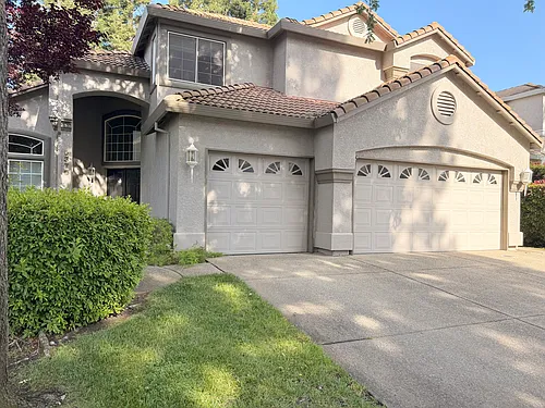 5370 Erickson Dr Photo 1