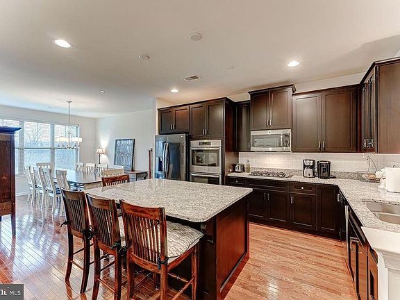 2nd image of 14 Chasmere Dr