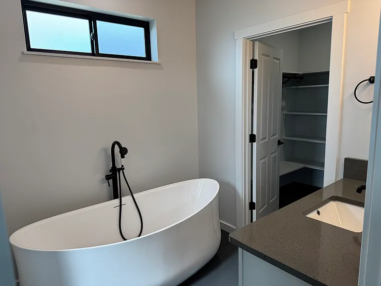 1495 Oxbow Dr — Photo 11