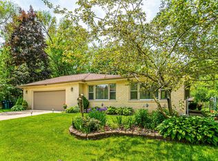 1816 Prairie Ave, Northbrook, IL
