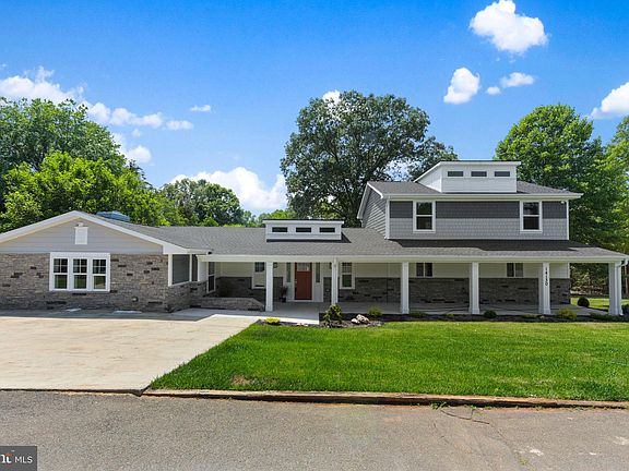 2nd image of 14130 Cooper Ln