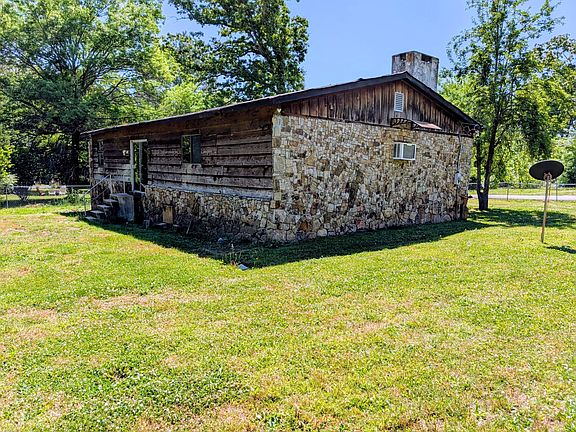 4th image of 319 Farmland Dr