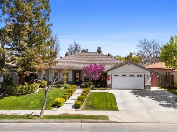 3110 Waterloo Pl, Bakersfield, CA 93311