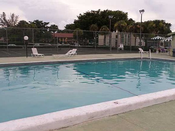 5th image of 4142 NW 90th Ave APT 205