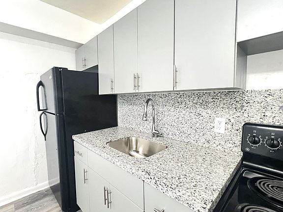 3rd image of 1545 NW 8th Ave #302
