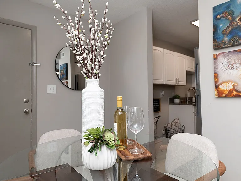 Dining area decor