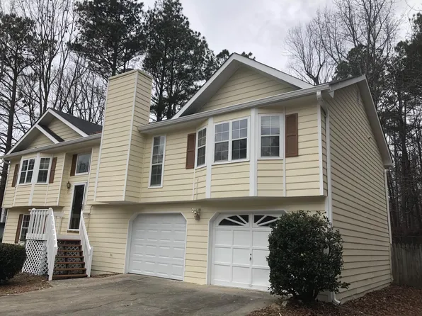 1325 Castle Royale Ct, Lawrenceville, GA 30043