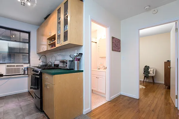 Rented by Emor Management Inc. | media 31