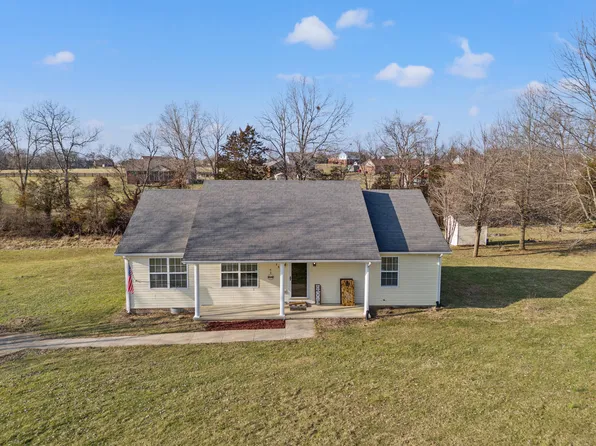 1333 Twin Brook Dr, Berea, KY 40403