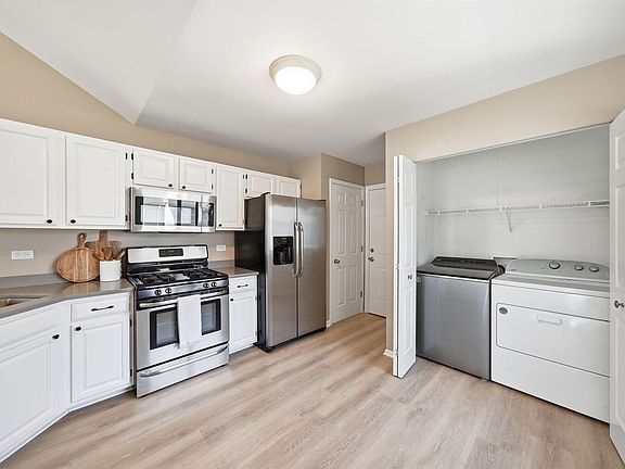 4th image of 4314 River Glen Dr