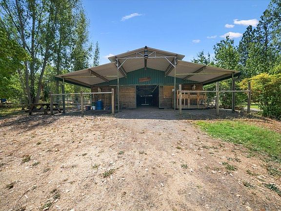 3rd image of 23514 Patino Rd