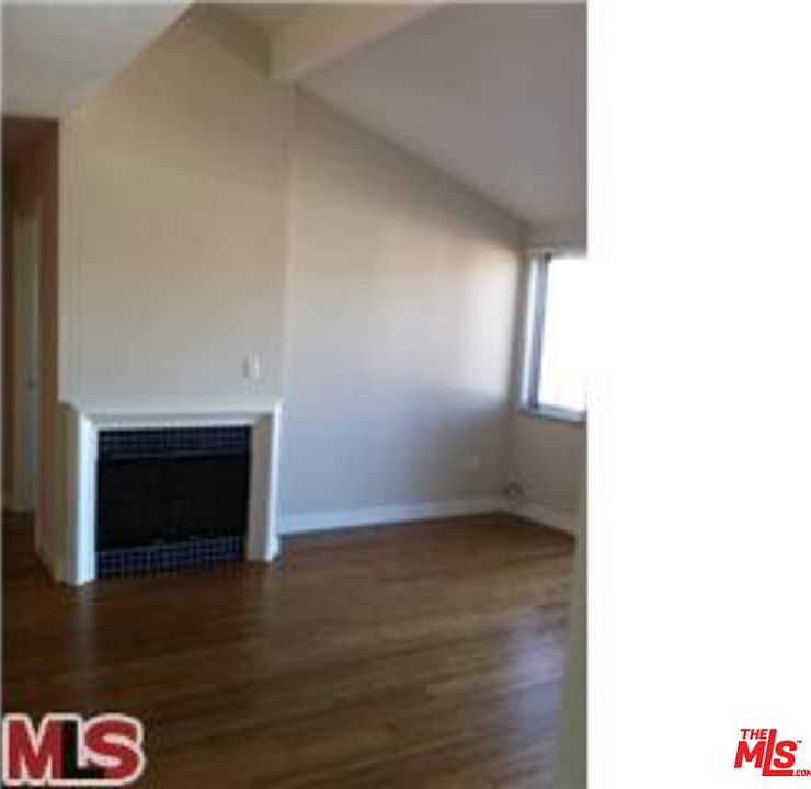 2nd image of 215 Avenue I Unit 202