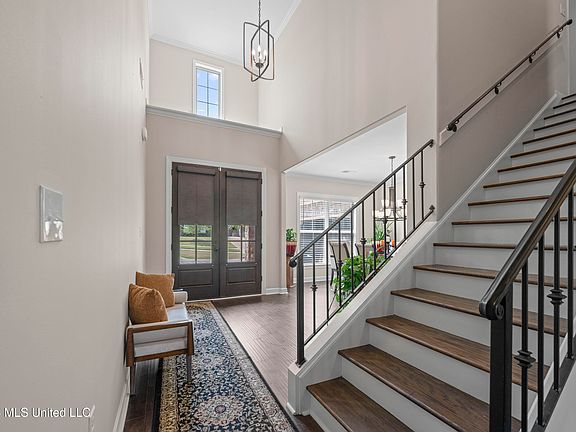 3rd image of 6632 Timber Oaks Dr