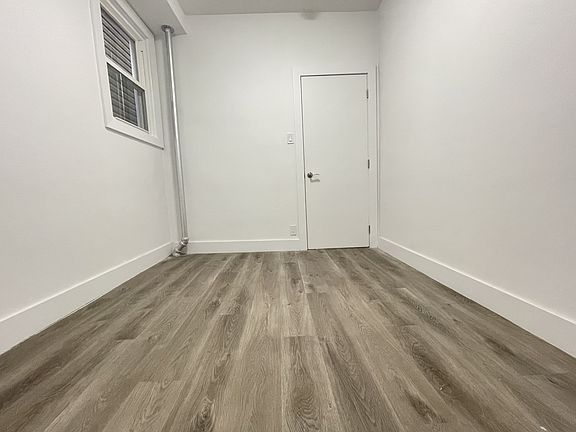 4th image of 21 Seidler St #17E