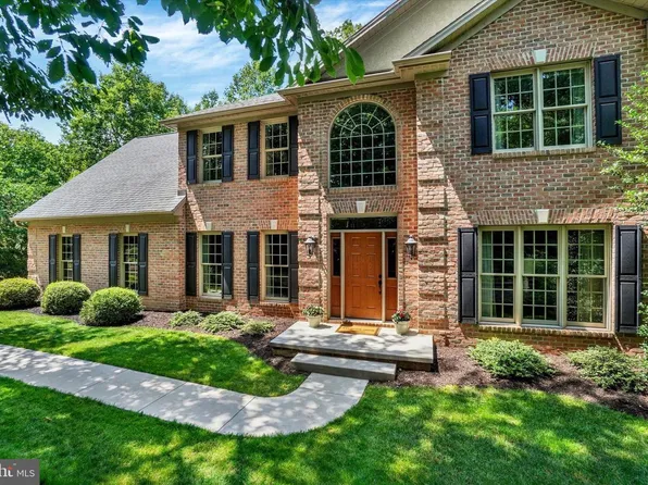1770 Wyndham Dr, York, PA 17403