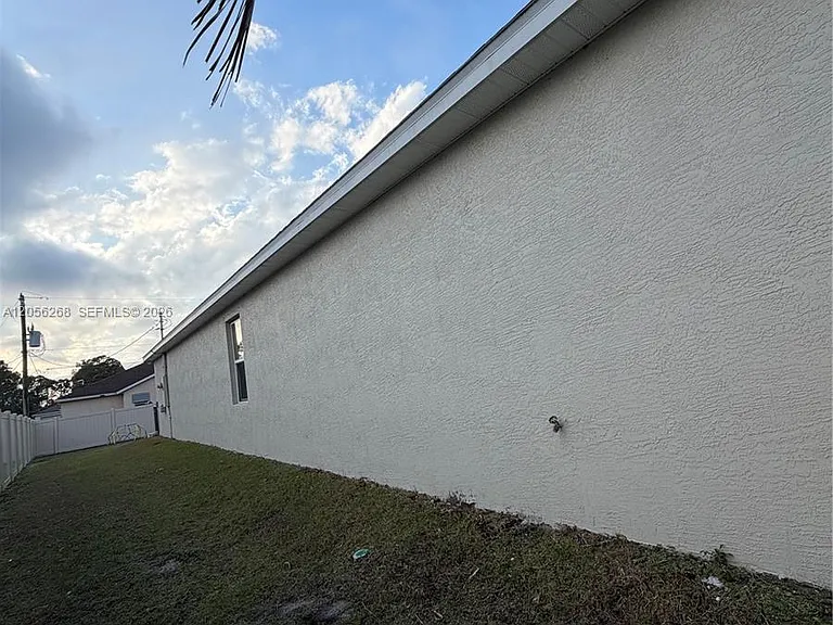 383 Hanford Rd SW — Photo 9