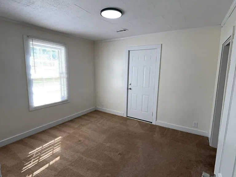 312 Higginbotham Rd — Photo 15