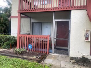 4301 NW 19th St APT 3, Fort Lauderdale, FL 33313
