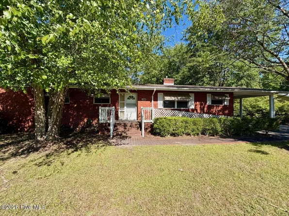 1202 Forest Drive, Trent Woods, NC 28562
