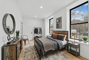 312 Manhattan Avenue, #1K