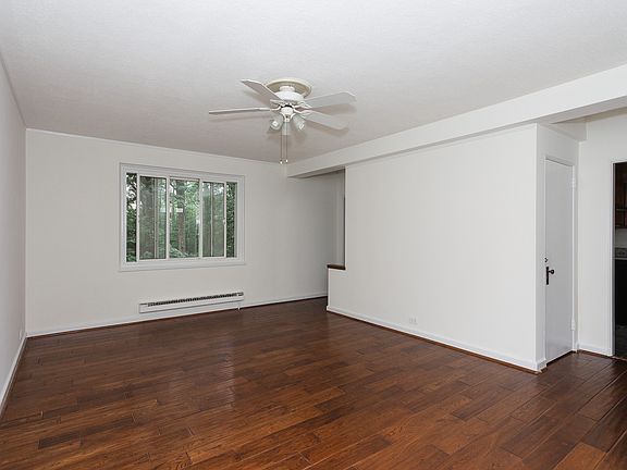 Living room (fresh paint)