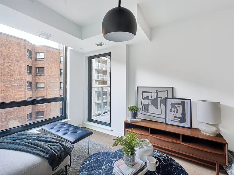 383 Albert St — Photo 31