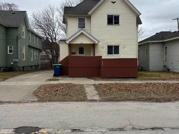 209 N Linn St, Bay City, MI 48706