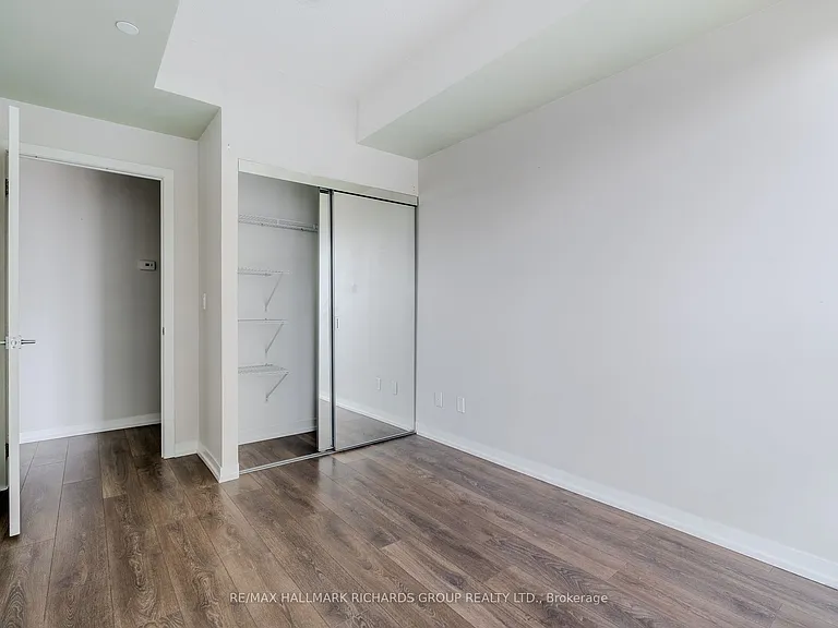 49 E Liberty St #1108 — Photo 9