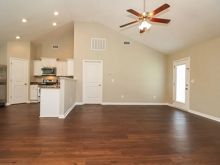 1002 Chimalis Dr — Photo 3