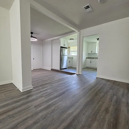 510 Ruell St Photo 1