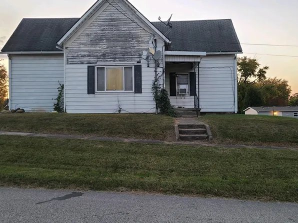 102 N 4th St, Francisco, IN 47649