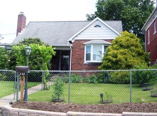 330 N 9th St, Sunbury, PA 17801