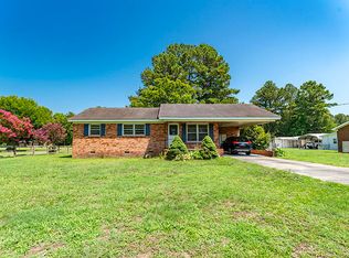 1110 N Webb St, Selma, NC 27576