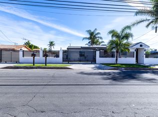 9738 N Lemona Ave, North Hills, CA 91343
