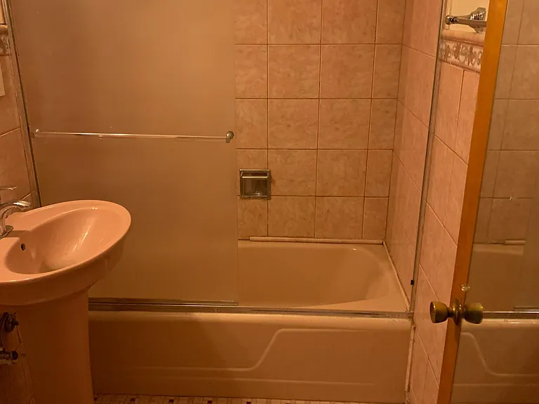 7829 S South Shore Dr #F — Photo 5