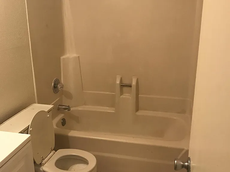2807 E Marconi Ave #101 — Photo 7