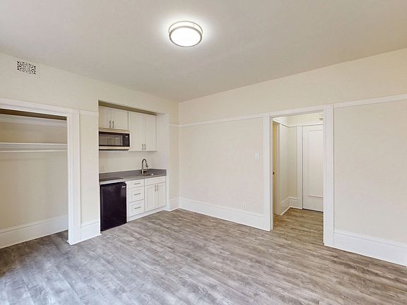 2nd image of 418 Ellis St #606