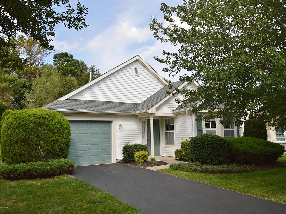 1st image of 3507 Vicari Ave