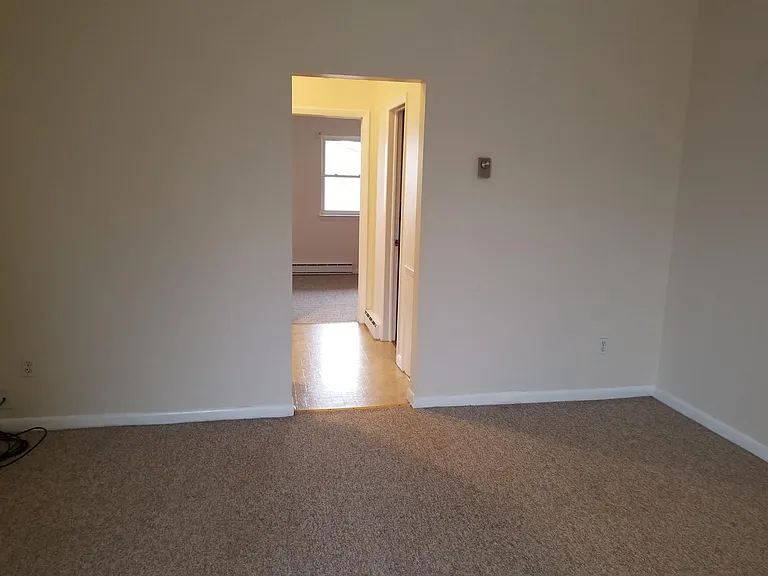 301 Ikeler St #14 — Photo 11