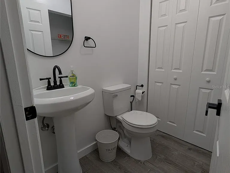 3600 SW 19th Ave #28C — Photo 8