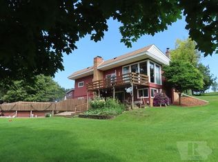 20267 Claybanks Dr, Nora Springs, IA 50458