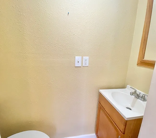 2152 S Maple Ave #B — Photo 12