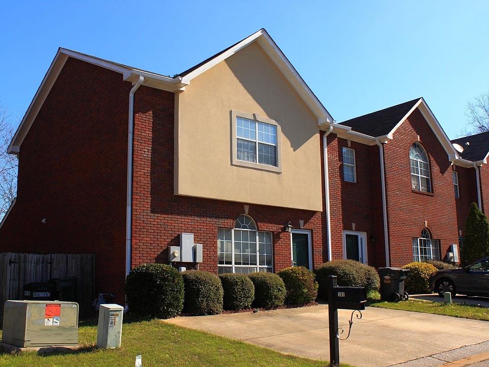 2nd image of 131 Sommersby Cir