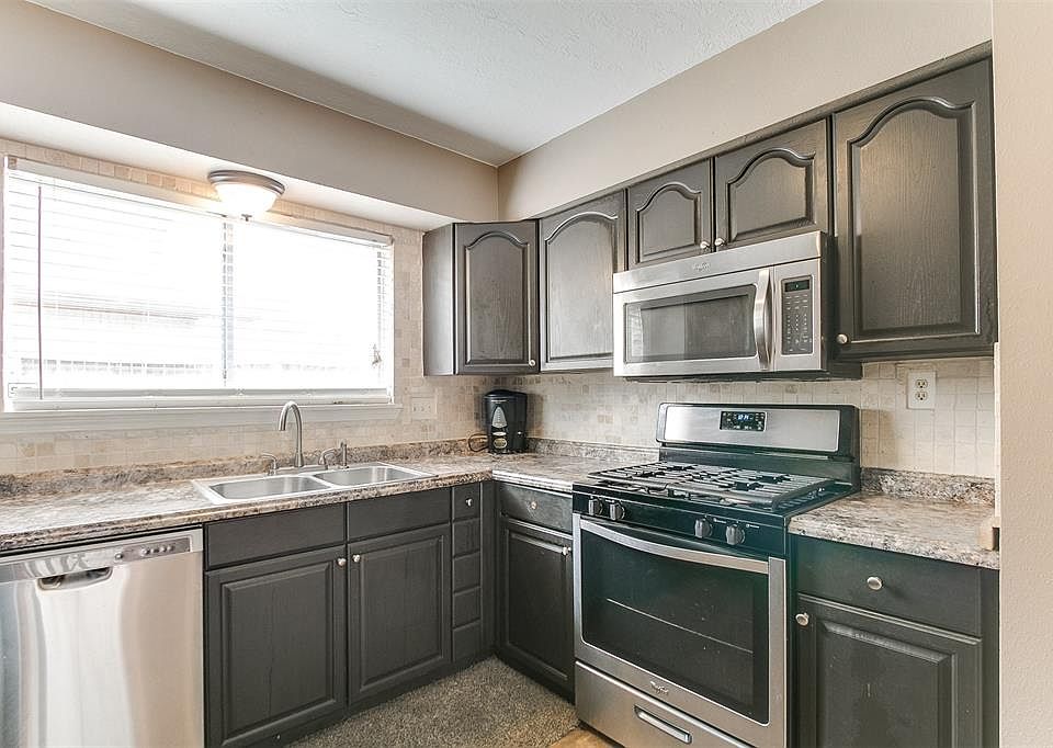 1st image of 19818 Misty Pines Dr