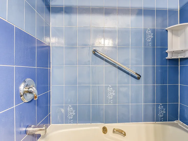 1033 Saint Clair Ave W #1 — Photo 7