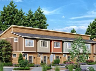 1321 Wintergreen Ln NE, Bainbridge Island, WA 98110