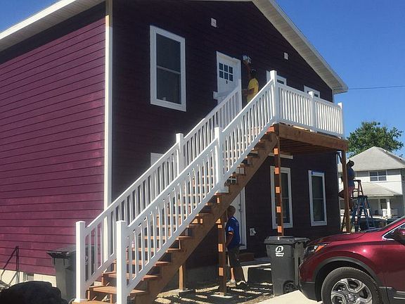 2nd image of 509 E Scott St #C