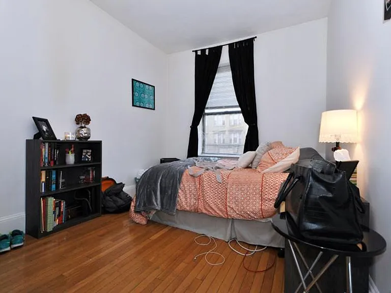878 Huntington Ave #2 — Photo 5