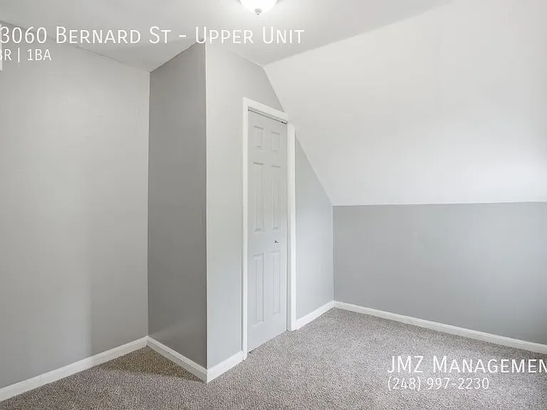 23060 Bernard St #UPPER — Photo 21