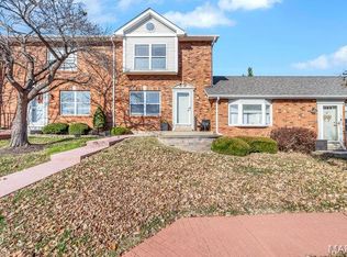 10 Brittany Ct, Troy, MO 63379